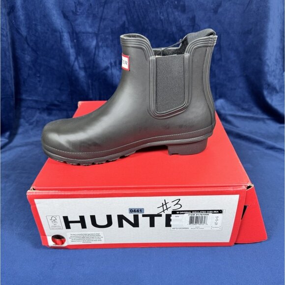 Hunter Ladies Size 7 Original Insulated Chelsea Rain Boot, Black New in Box 0441 - Picture 1 of 5